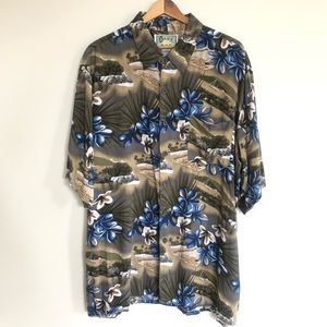 Vintage Men’s Hana Bay Hawaiian Floral Shirt